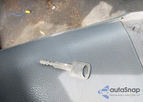 2005 Ford F-250 Lariat/Xl/Xlt from USA, damaged, VIN 1FTSW21P85EC80386